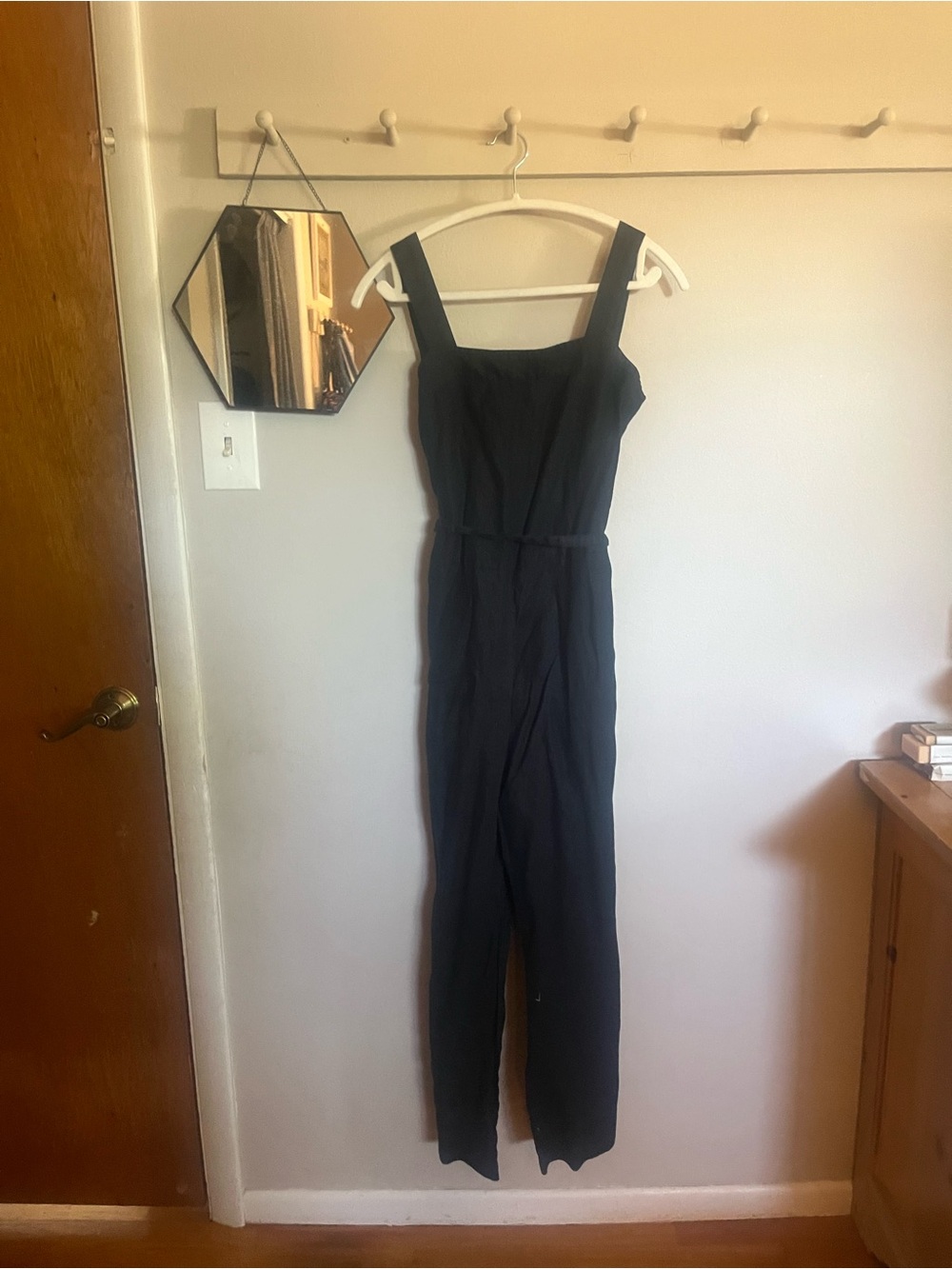 Quince Square Neck Sleeveless Black Linen Jumpsuit with Waist Tie - Picture 2 of 6